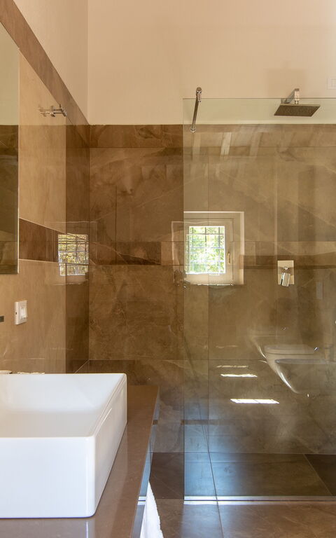 Villa Lucarella: Baderom