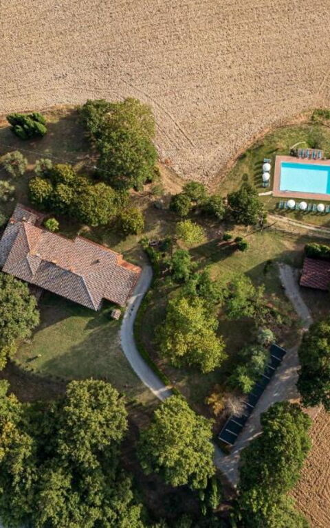 Palazzo Bello: basseng, Utendørs