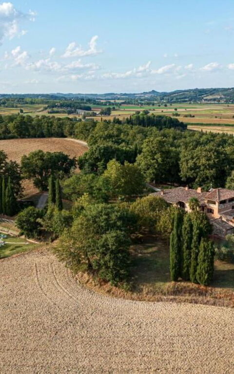 Palazzo Bello: basseng, Utendørs