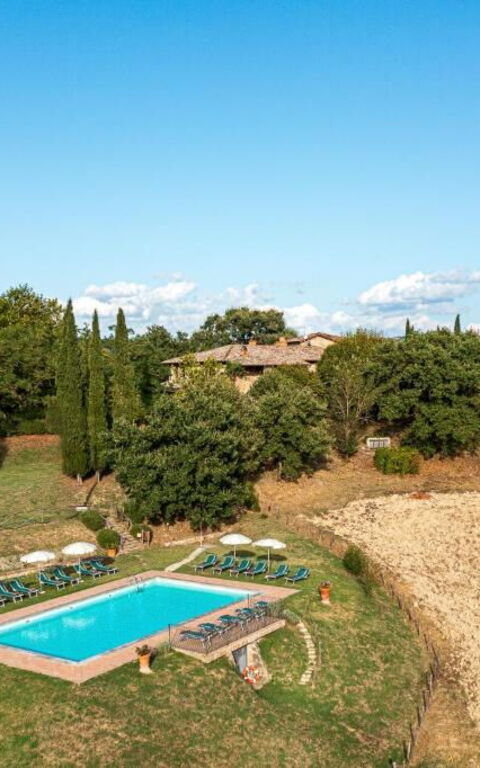 Palazzo Bello: basseng, Utendørs