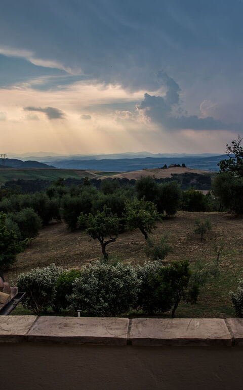 Villa Chiugi: Balkong / terrasse / uteplass, Utendørs, Visningar