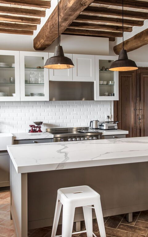 Villa Chiugi: Kjøkken