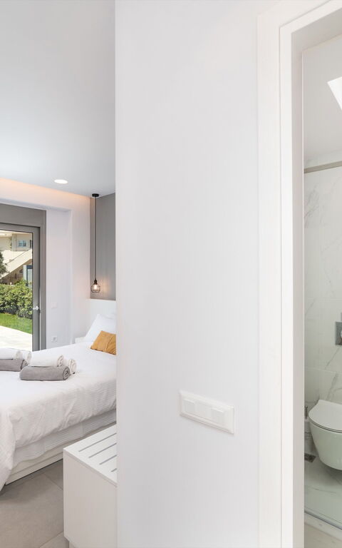 Villa Ampela: Baderom, soverom