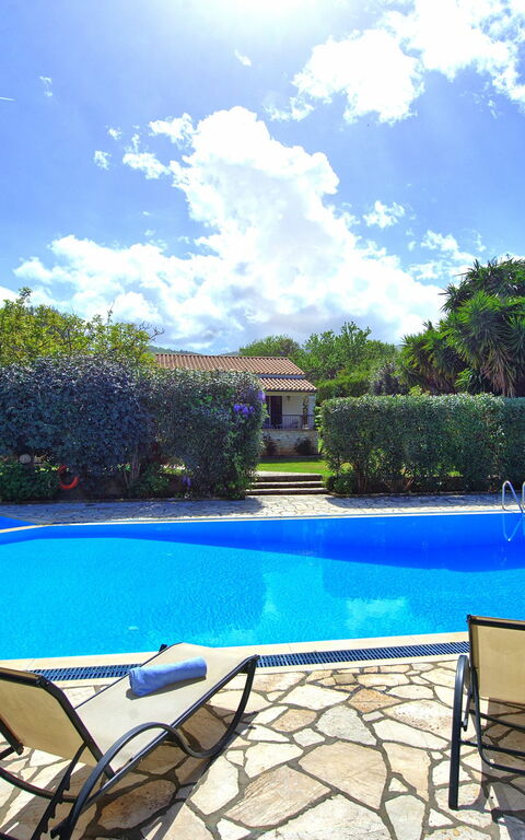 Votana House: basseng