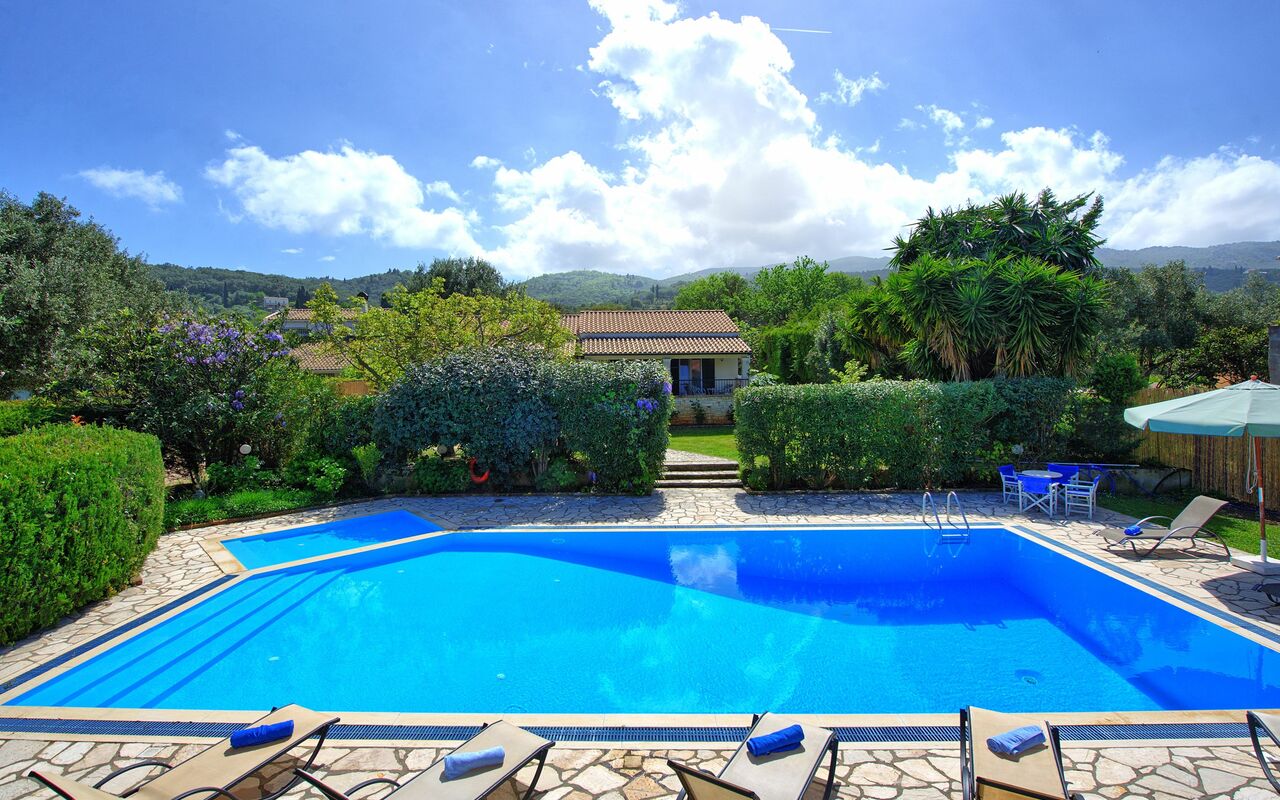 Votana House: basseng