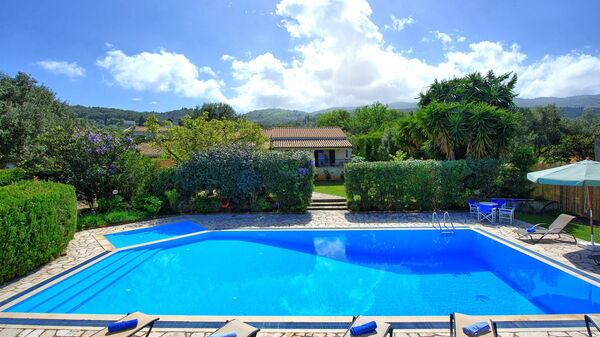 Votana House: basseng