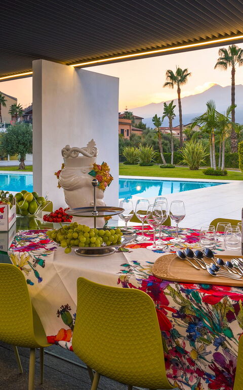 Villa Greta: Balkong / terrasse / uteplass, Hage