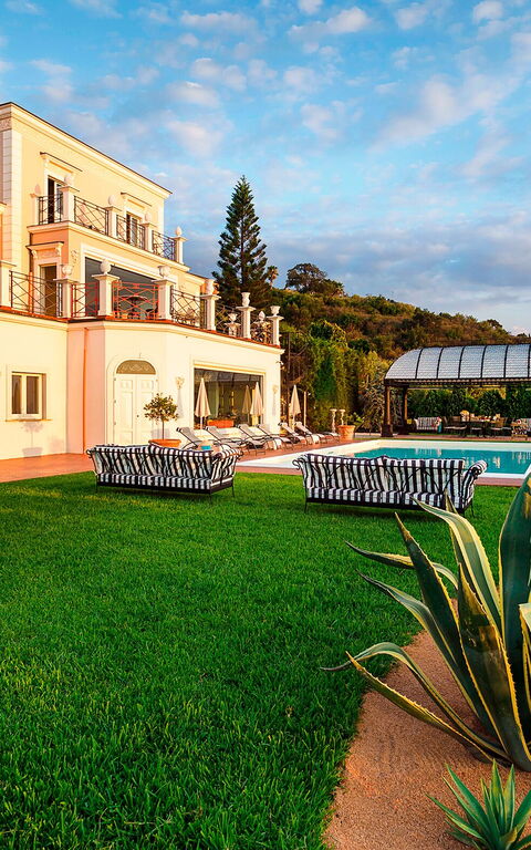 Villa Estella: Hage, Utendørs