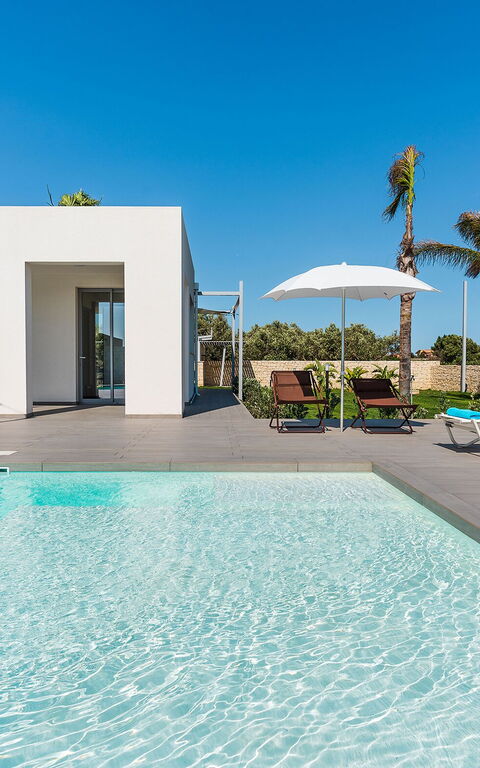 Villa Nica: basseng, Eksteriør, Utendørs