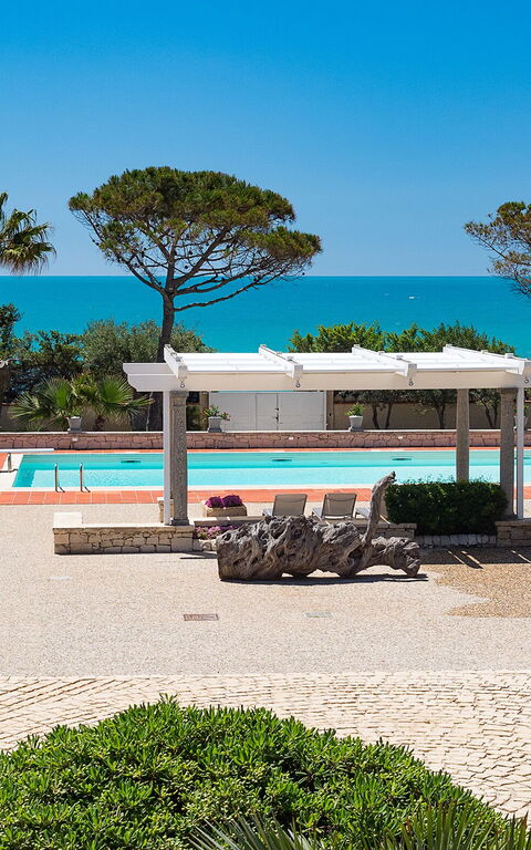 Villa Maya: Hage, Utendørs