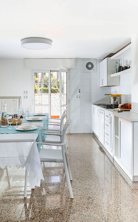 Villa Maya: Kjøkken, Lunsjrom