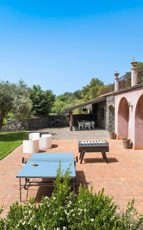 Villa Mila: Balkong / terrasse / uteplass, Eksteriør, Hage, Utendørs