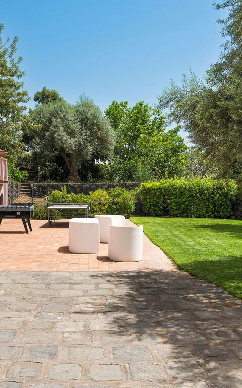 Villa Mila: Balkong / terrasse / uteplass, Eksteriør, Hage, Utendørs