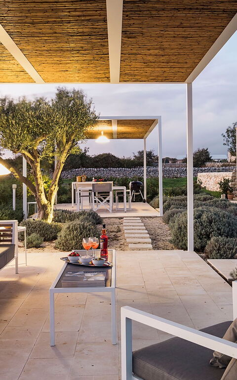 Villa Hybla: Balkong / terrasse / uteplass, Utendørs