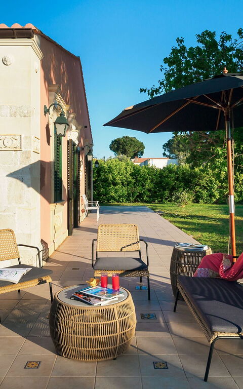 Villa Girasole: Utendørs