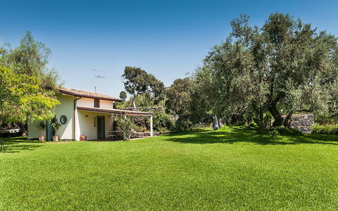 Feriebolig Casetta: Hage