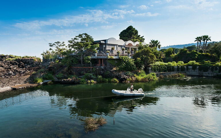 Galatea: Sommer, Utendørs