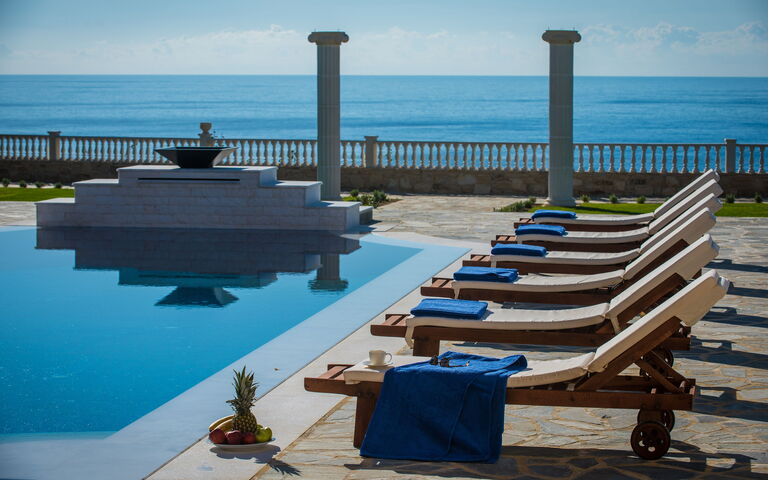 Villa Kalliste: basseng, Visningar