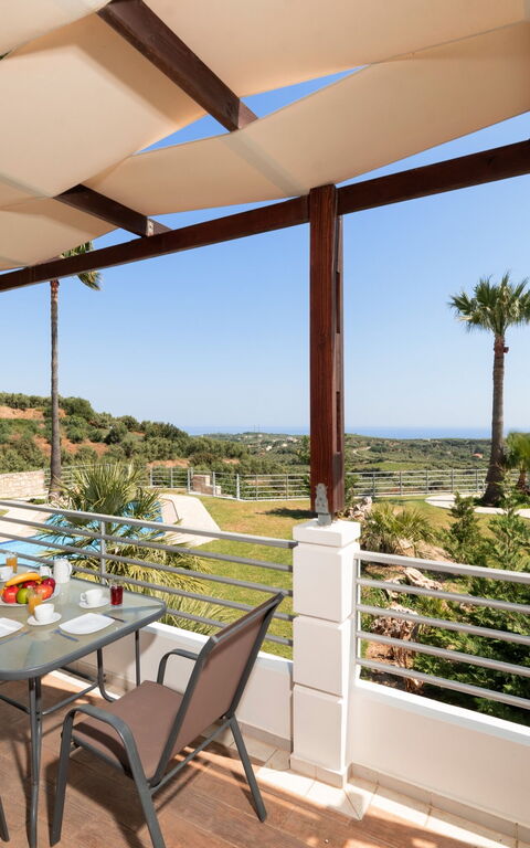 Villa Myrtia: Balkong / terrasse / uteplass