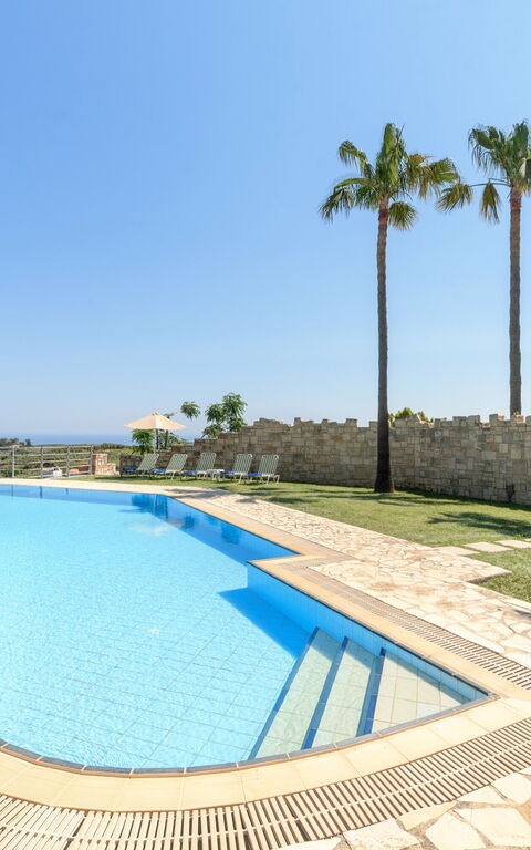 Villa Kissos: basseng