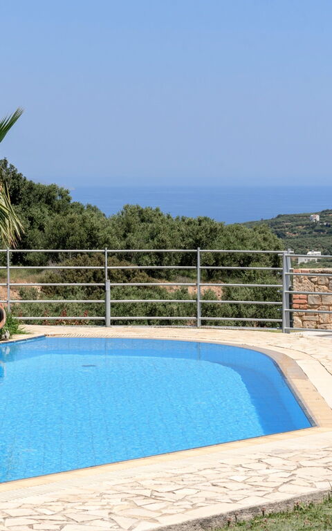 Villa Kissos: basseng