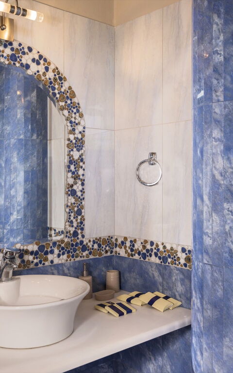 Villa Kissos: Baderom