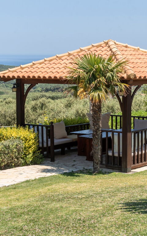 Villa Rodia: Hage, Utendørs