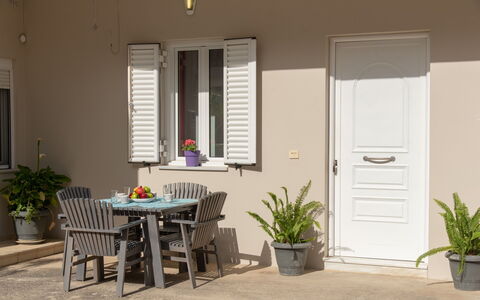 Feriebolig Aria 1: Balkong / terrasse / uteplass