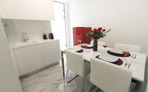 Feriebolig Aria 3: Kjøkken, Lunsjrom