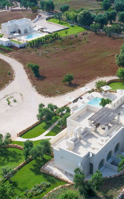 Corte Dei Messapi Sleeps 24: Balkong / terrasse / uteplass, basseng, Eksteriør, Hage, Hovedinngang, Sommer, Utendørs, Vår, Visningar