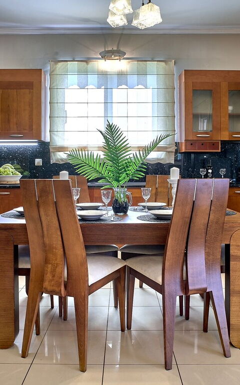 Villa Milon: Kjøkken, Lunsjrom