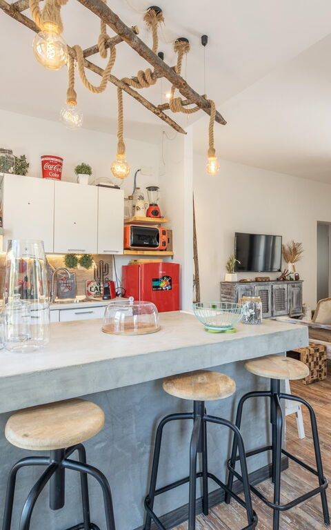 Villa Natura: Kjøkken, Lunsjrom, Stue