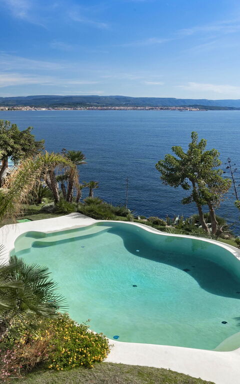 Villa Vera: Balkong / terrasse / uteplass, basseng, Hage, Visningar