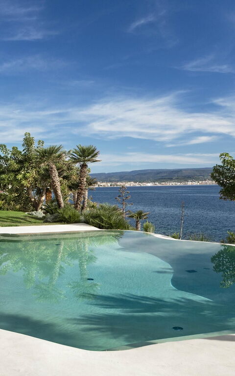 Villa Vera: Balkong / terrasse / uteplass, basseng, Hage, Visningar