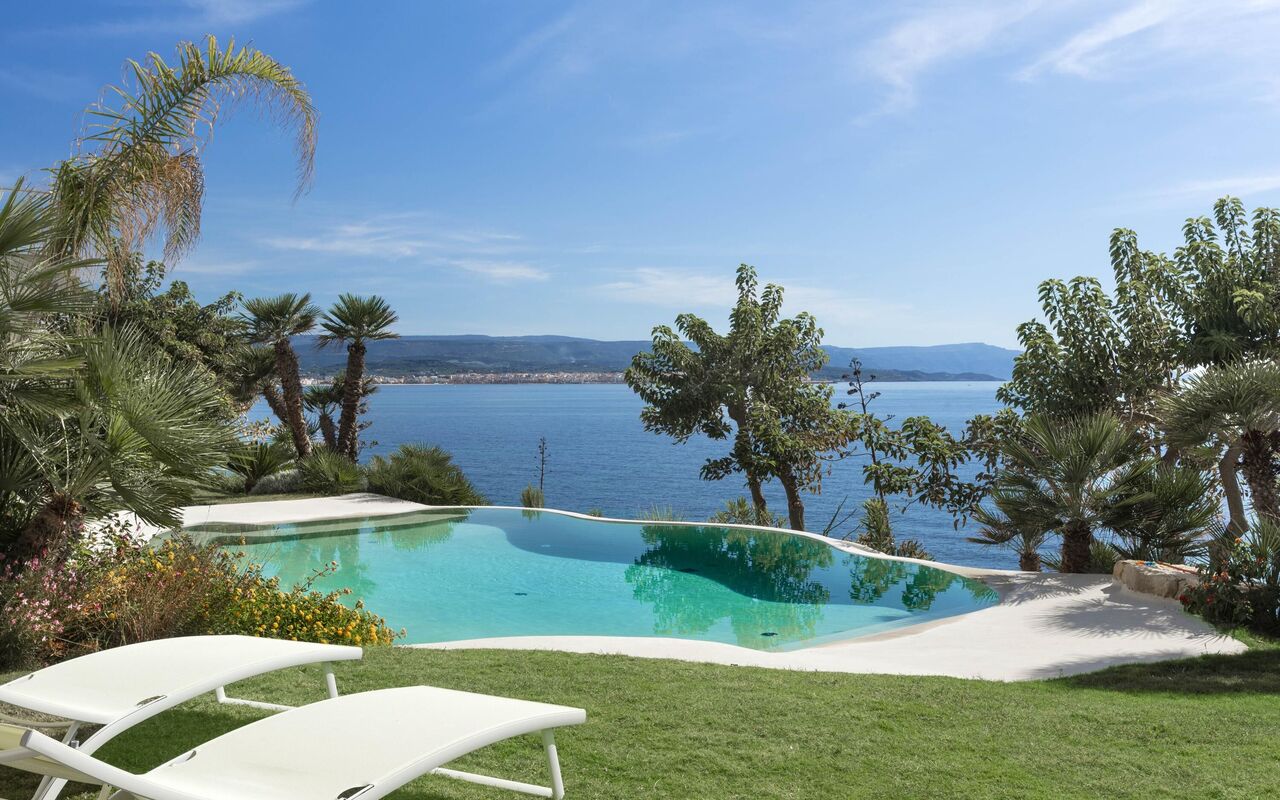 Villa Vera: basseng, Hage, Visningar