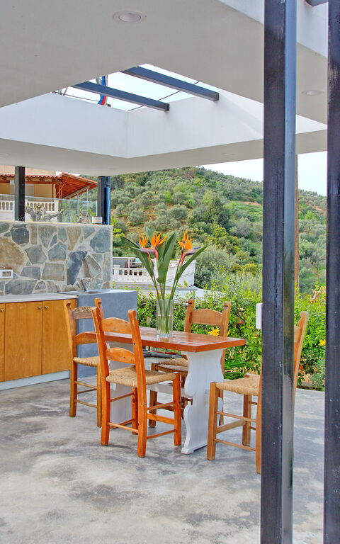 Aretousa: Balkong / terrasse / uteplass, Utendørs