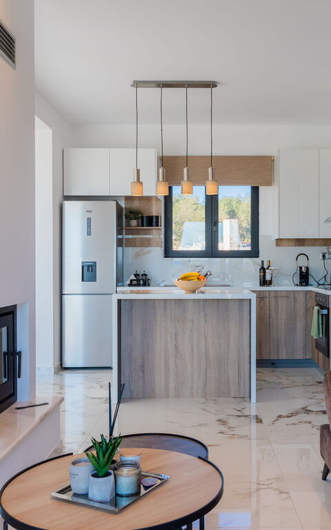 Villa Olivum: Kjøkken, Stue