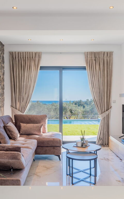 Villa Olivum: Kjøkken, Stue