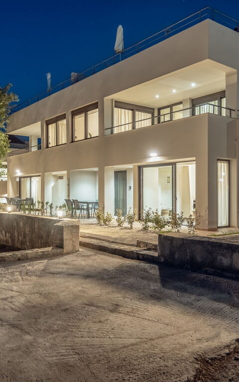 Aelia: Eksteriør, Hage