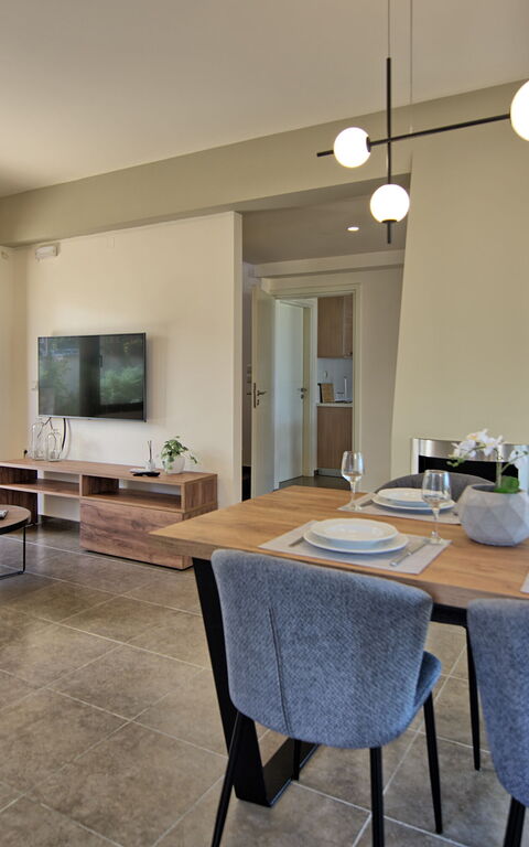 Iris: Lunsjrom, Stue