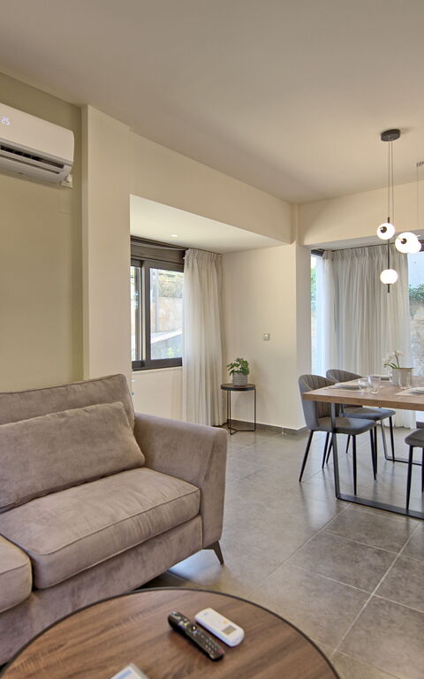 Dioni: Lunsjrom, Stue