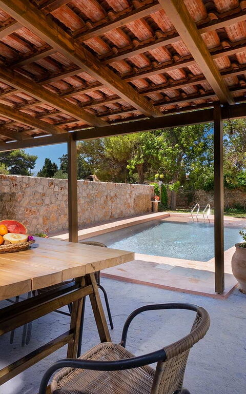 Villa Giani: Balkong / terrasse / uteplass, basseng, Utendørs