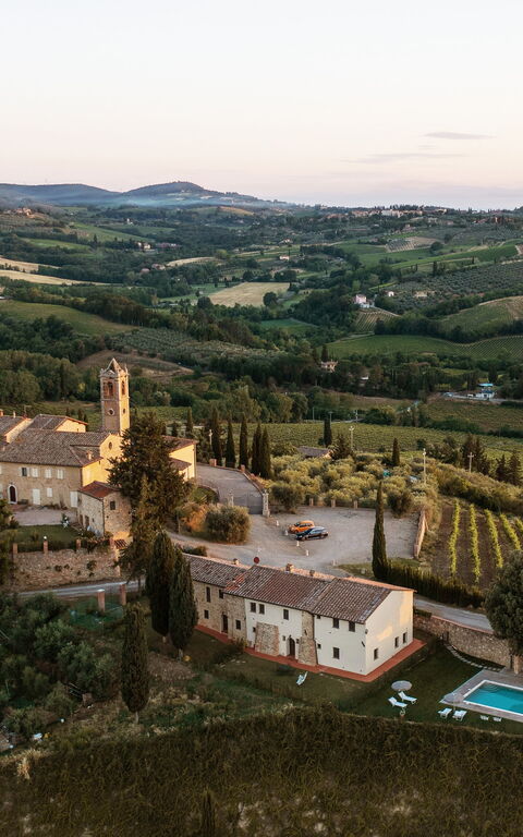 Montauto: Eksteriør, Utendørs, Visningar