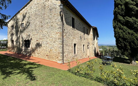 Feriebolig Carro: Eksteriør, Hage, Utendørs