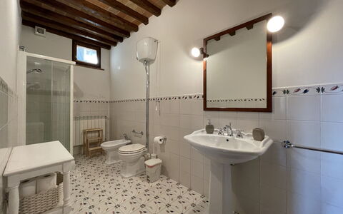 Feriebolig Carro: Baderom