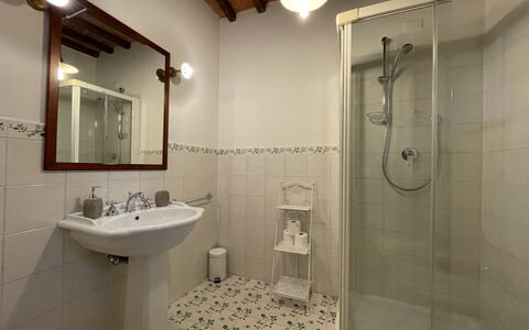 Feriebolig Carro: Baderom