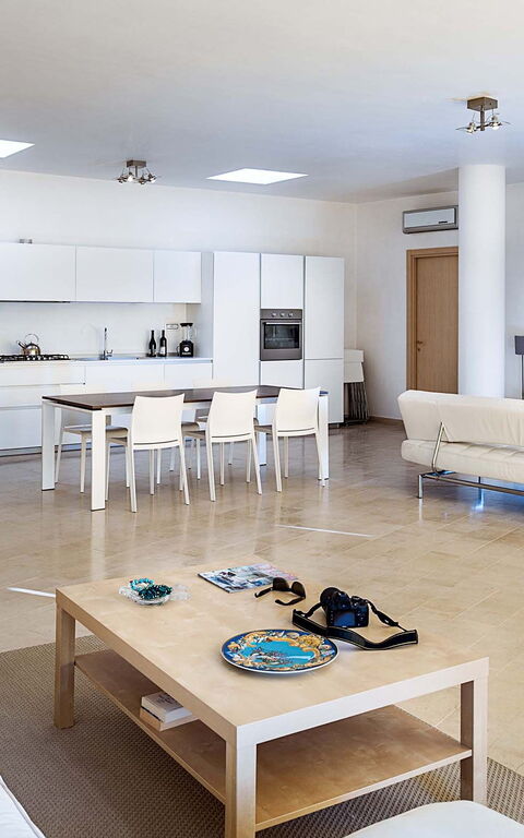 Villa Corte Dorata: Kjøkken, Lunsjrom, Stue