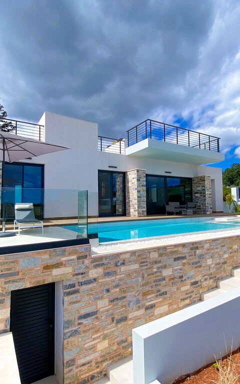 Villa Kallos: basseng, Eksteriør, Utendørs