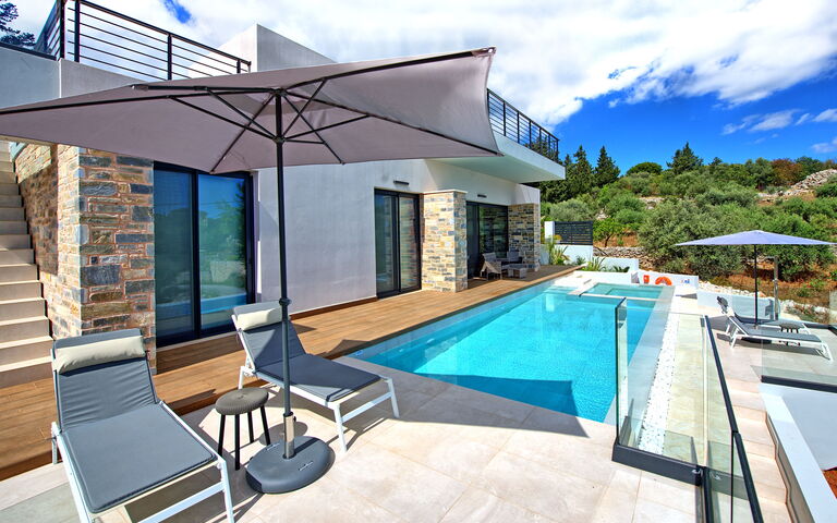 Villa Kallos: basseng