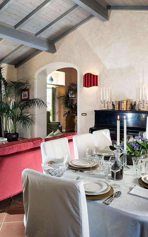 Don Salvatore: Lunsjrom, Stue